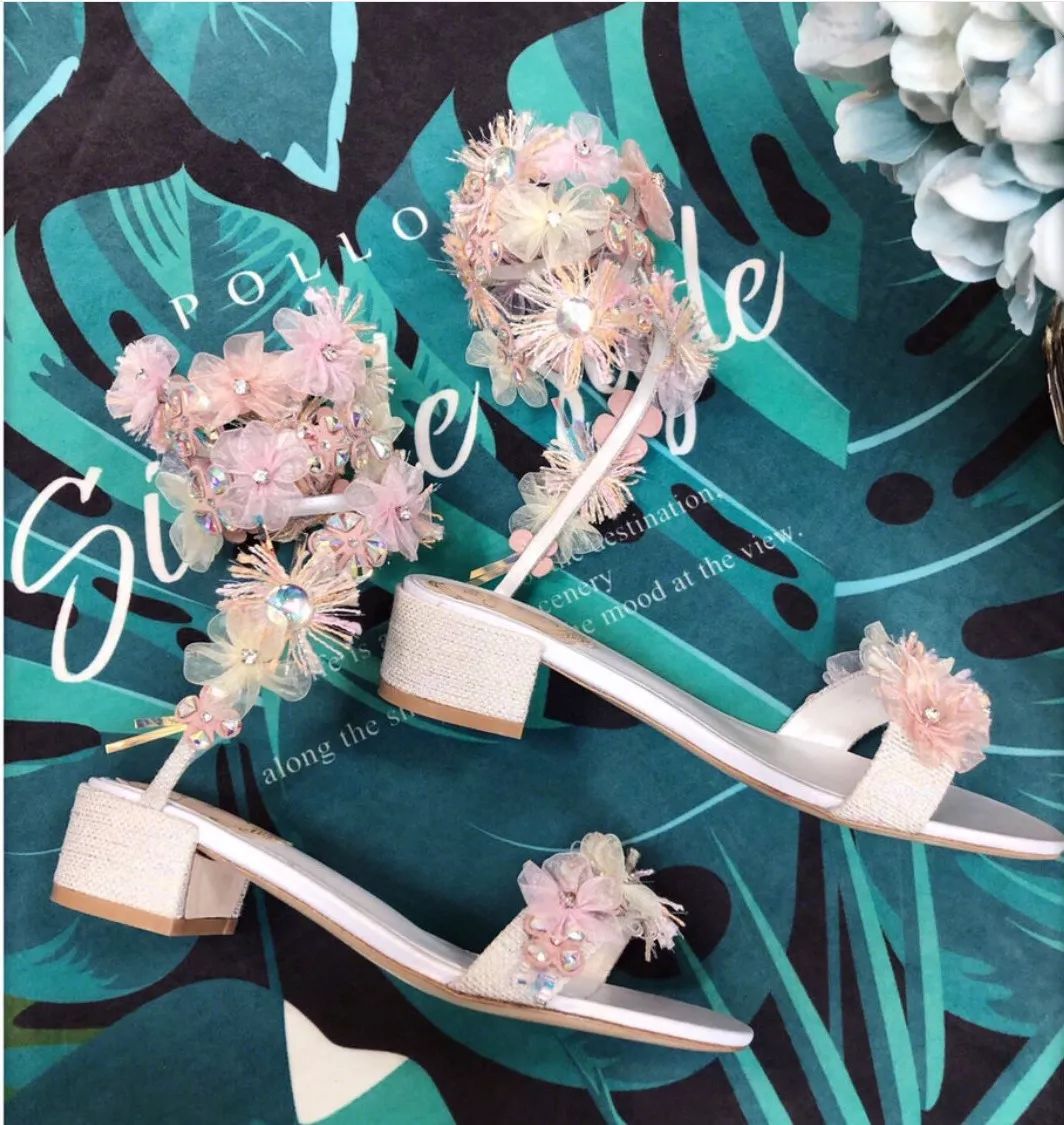 今夏最值得入手的4双网红凉鞋,今年最流行的三双凉鞋