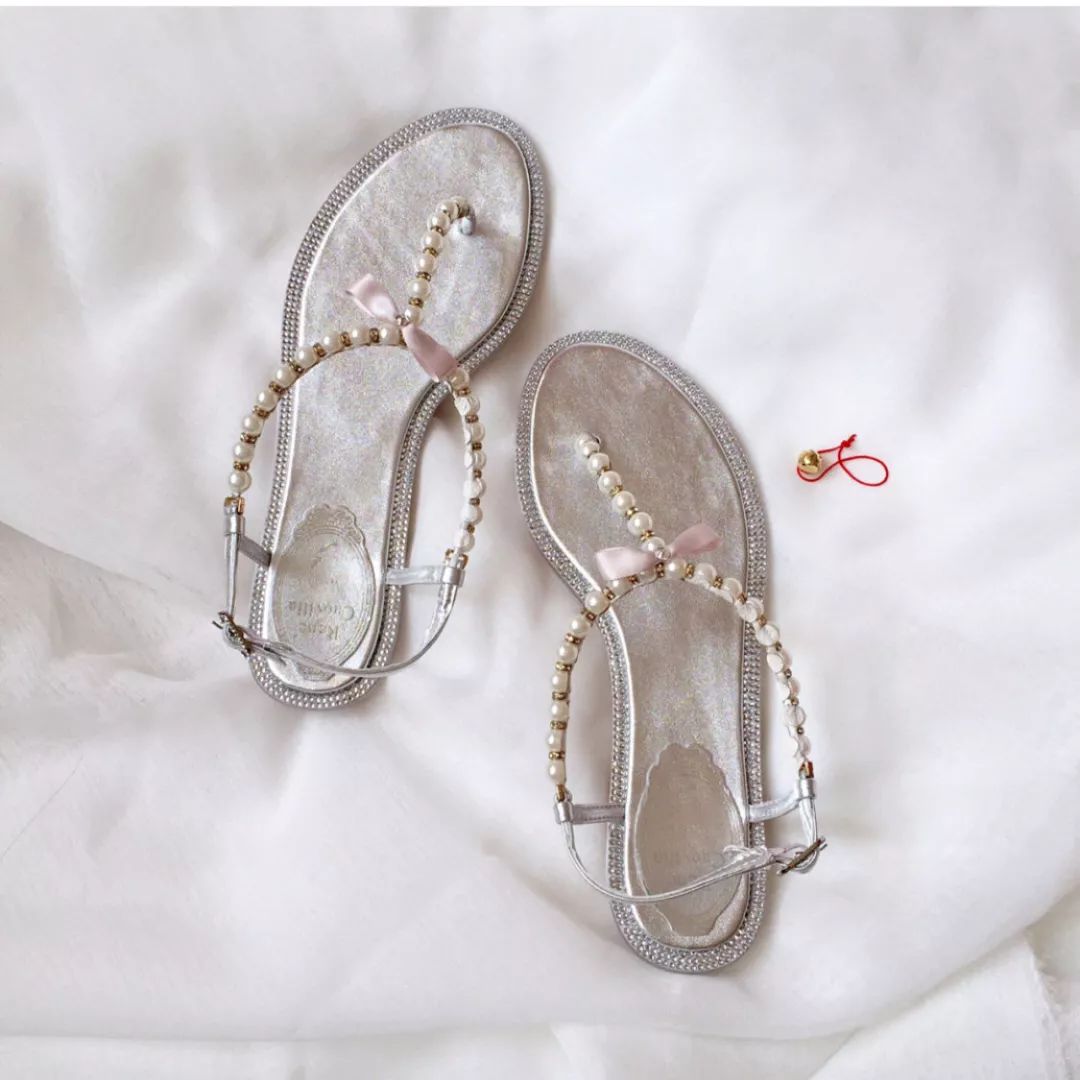 今夏最值得入手的4双网红凉鞋,今年最流行的三双凉鞋