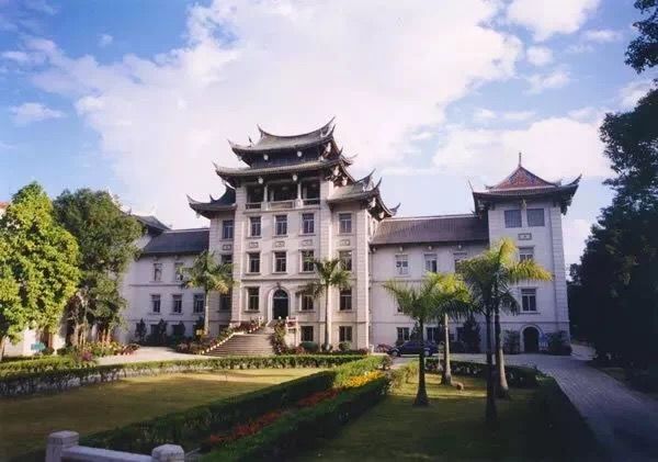 厦门大风天气适合去哪里旅游,厦门还能去看海吗现在天气