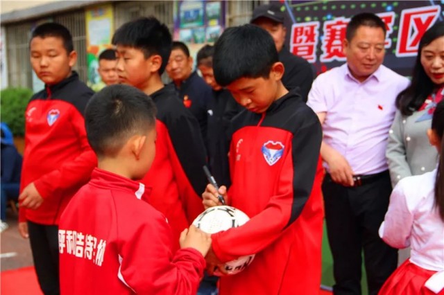 赛罕区锡林南路小学分校足球比赛,赛罕区校园足球赛