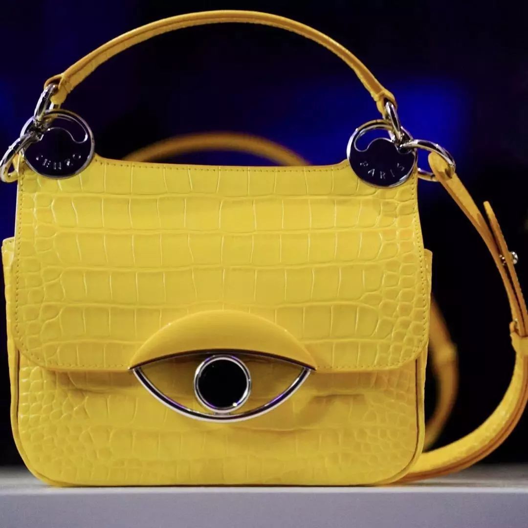 黄明昊hakunamatata长沙,黄明昊密室大逃脱第一季可爱