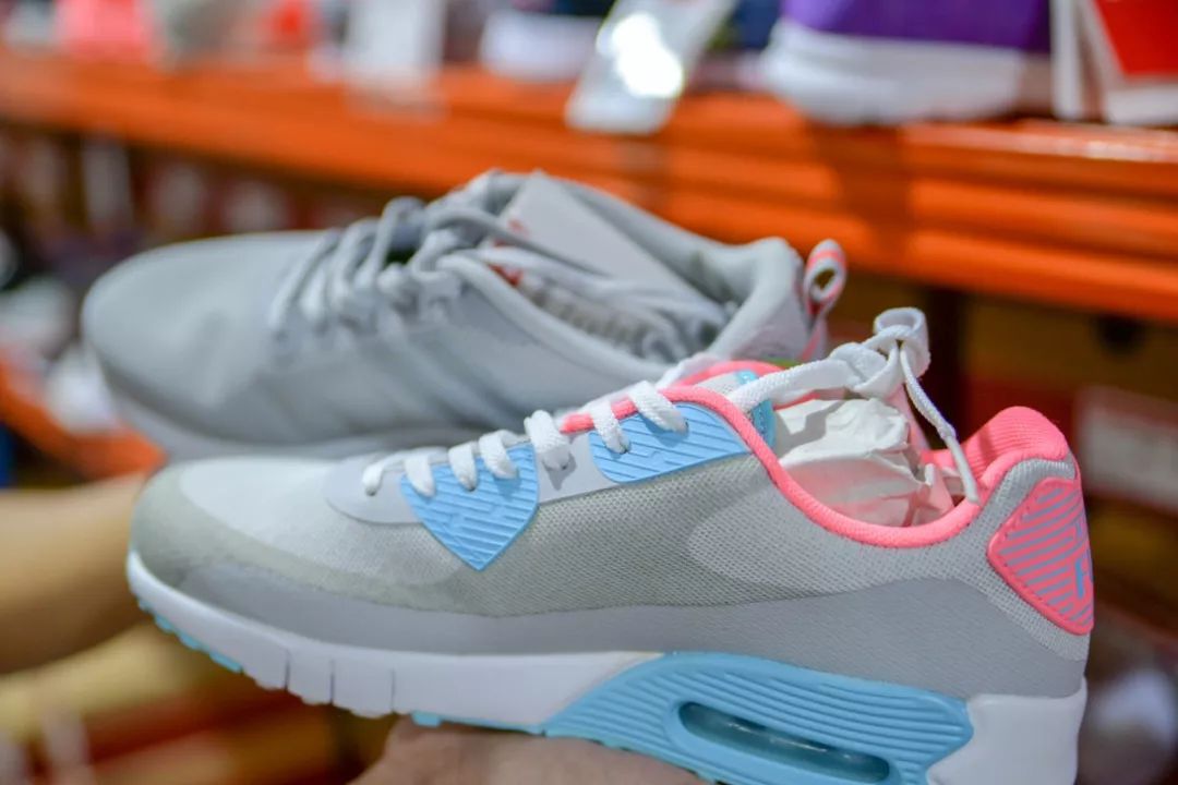 金利来特卖199元起,金利来4件5折