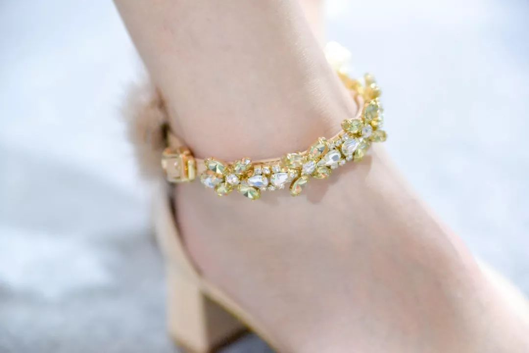 金利来1折店,金利来买一送一特卖活动