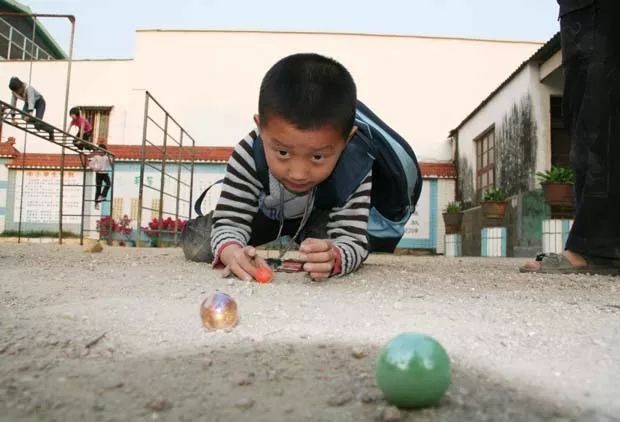 童心未泯明天就去校门口找回忆去