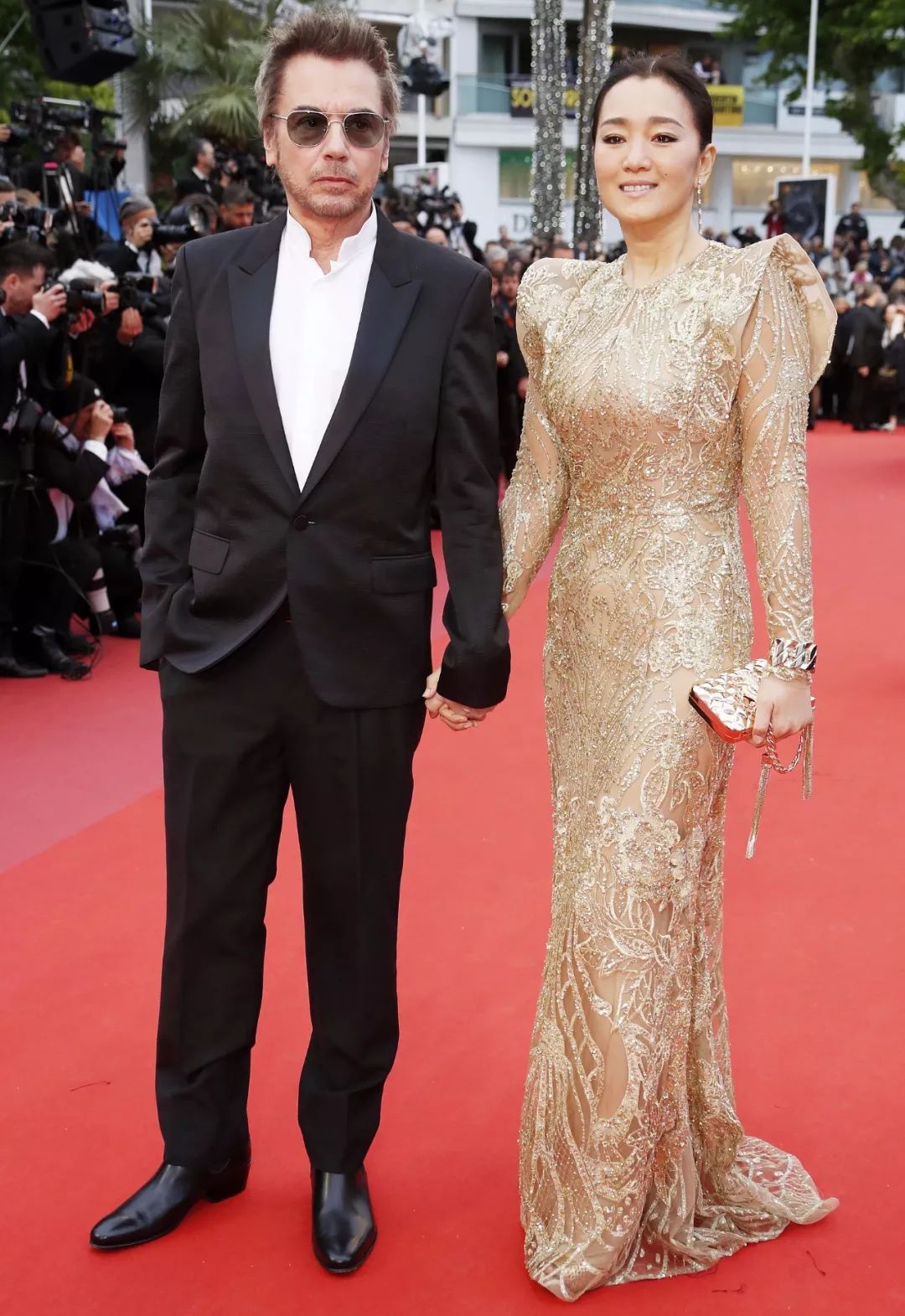 戛纳朱一龙入选作品,戛纳朱一龙白西装