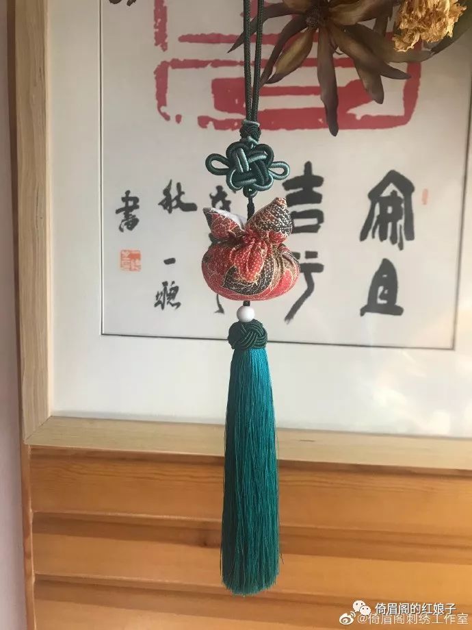 最简单又漂亮的香囊教程,荷包香囊怎么搭配