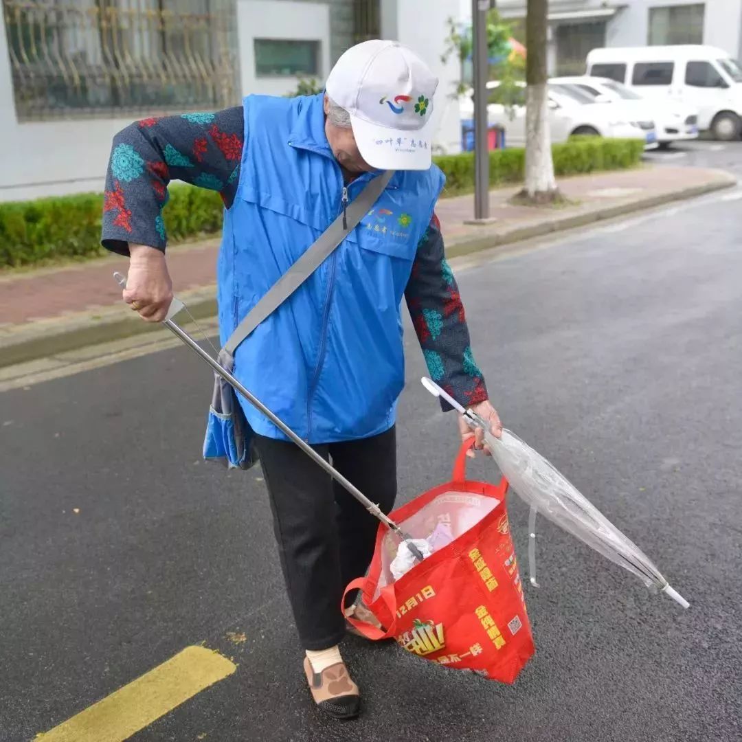 小区整洁的环境让人心情愉悦,小区环境真好看图片