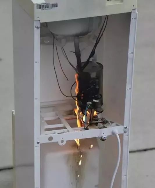 饮水机会不会自燃起火,饮水机引起火灾的原因