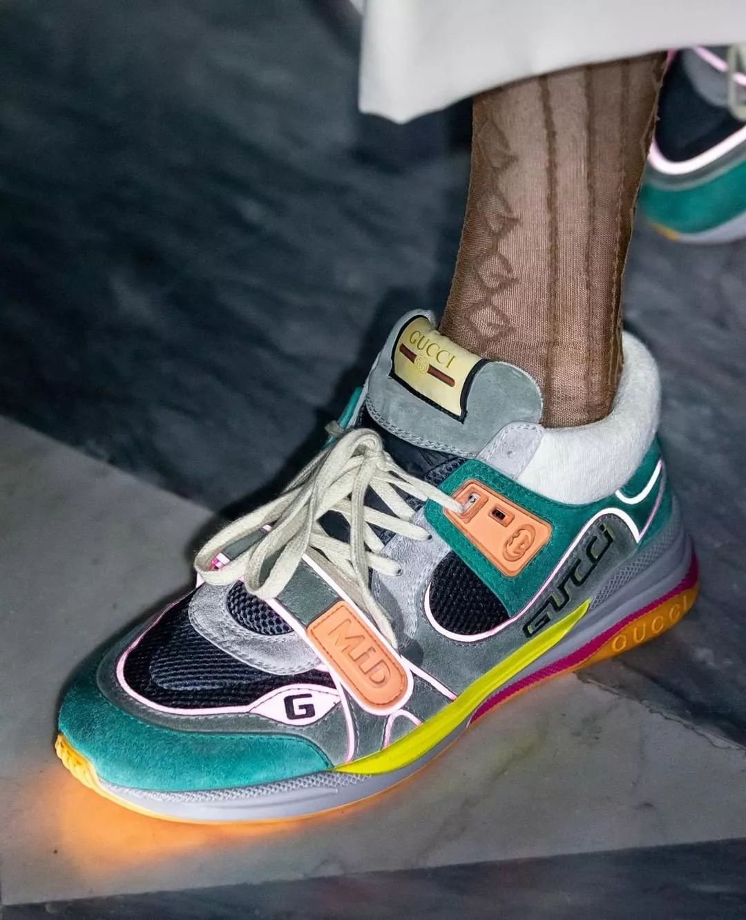 他们认为穿脏的球鞋，才称得上收藏