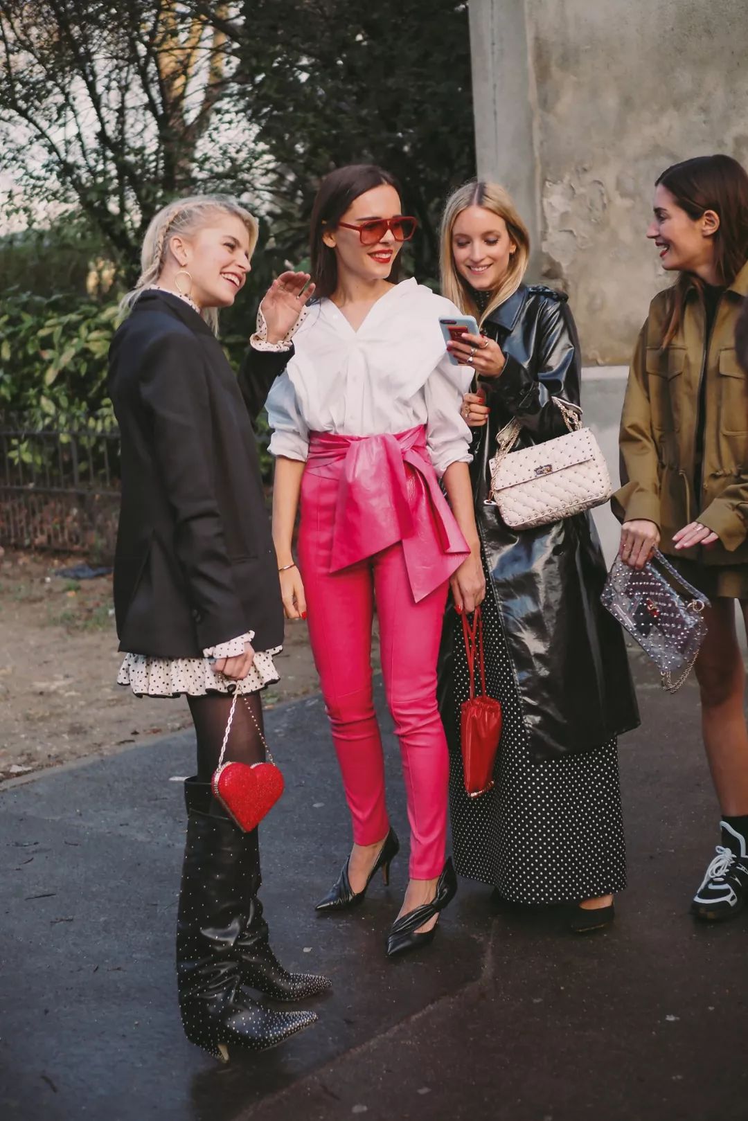 短装气质雪纺衫,雪纺衫靓丽大方又舒适凉爽