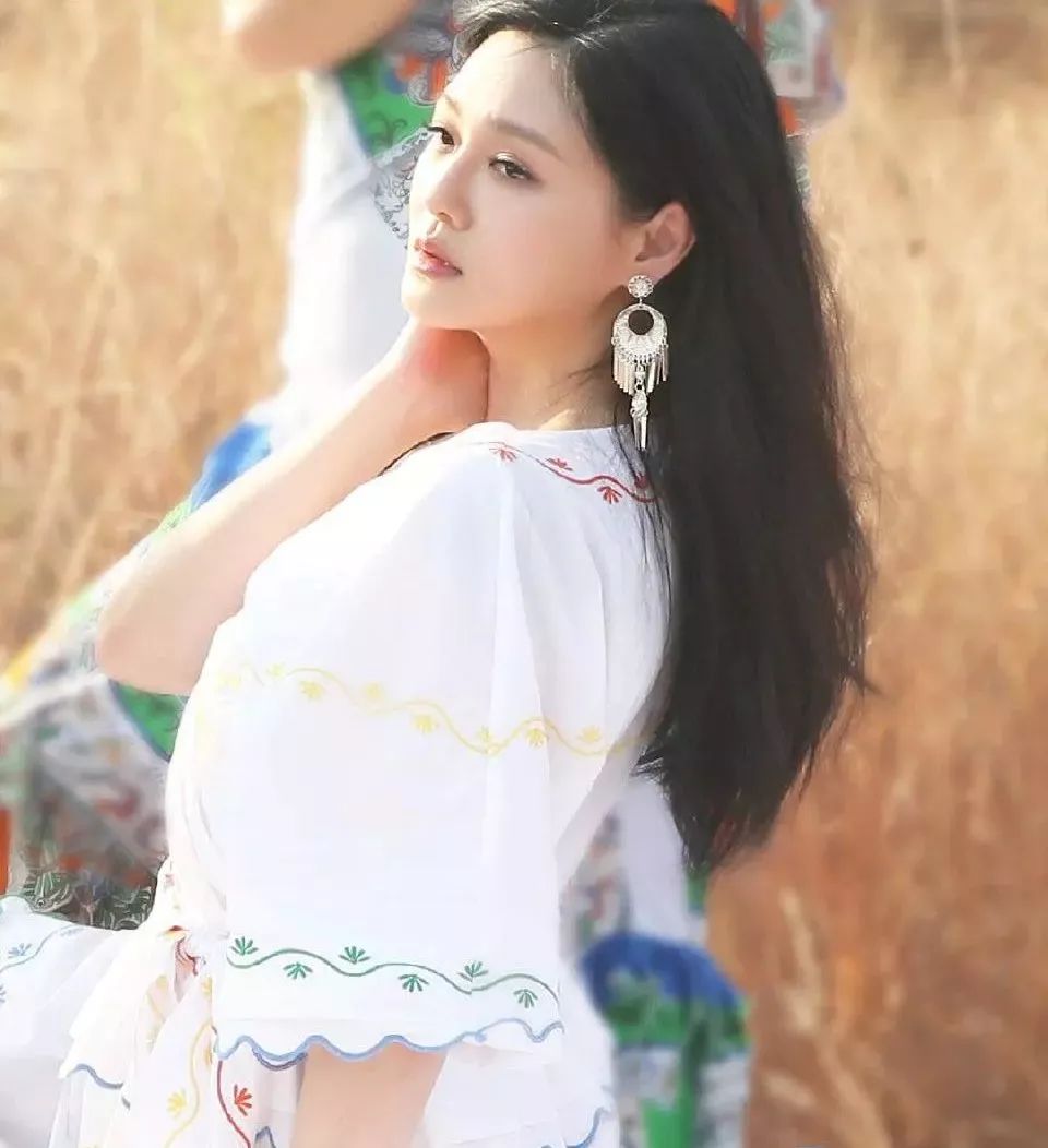 邓紫棋保湿面膜,邓紫棋用凡士林面膜好用吗