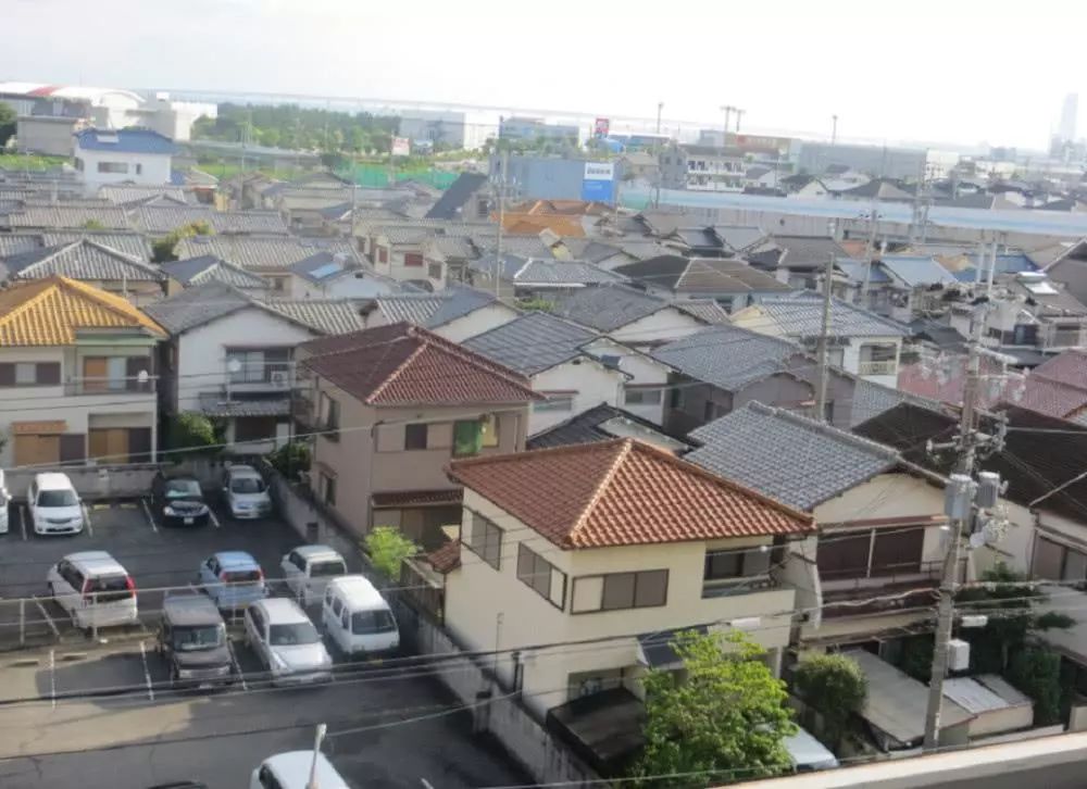 在日本穷人才住别墅是真的吗,在日本穷人才住别墅富人住什么