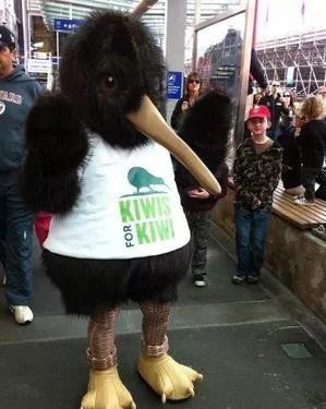 DFS给你讲最甜蜜的故事,试吃折扣还送礼,什么都不缺就缺你