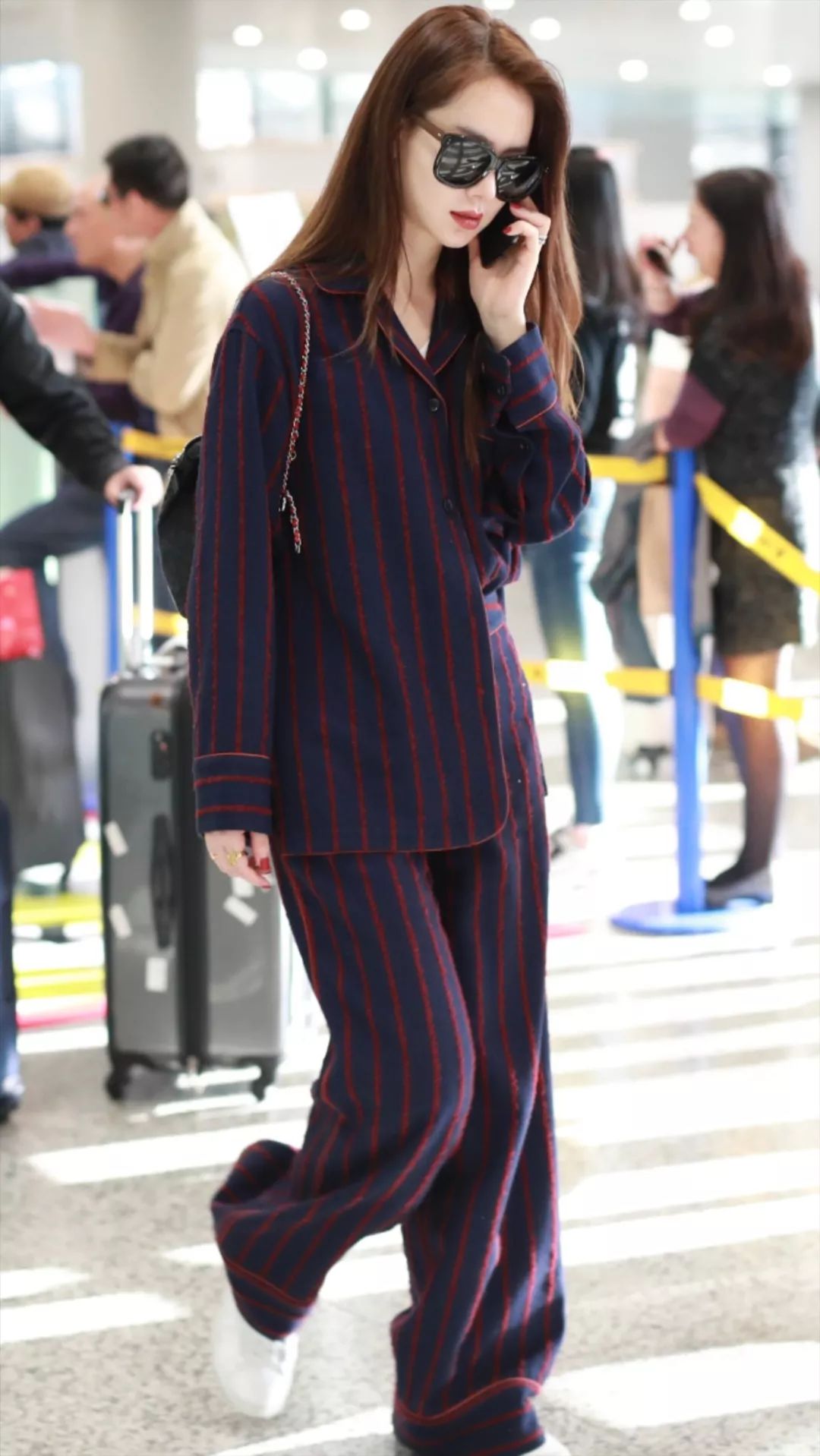 丝绸睡衣舒适透气让你穿出女神范,冬季最流行的睡衣