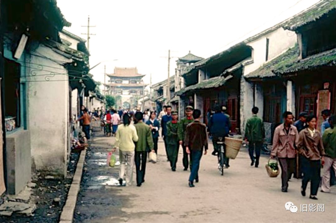 老照片重温八十年代的那些记忆,老照片七八十年代的生活记忆