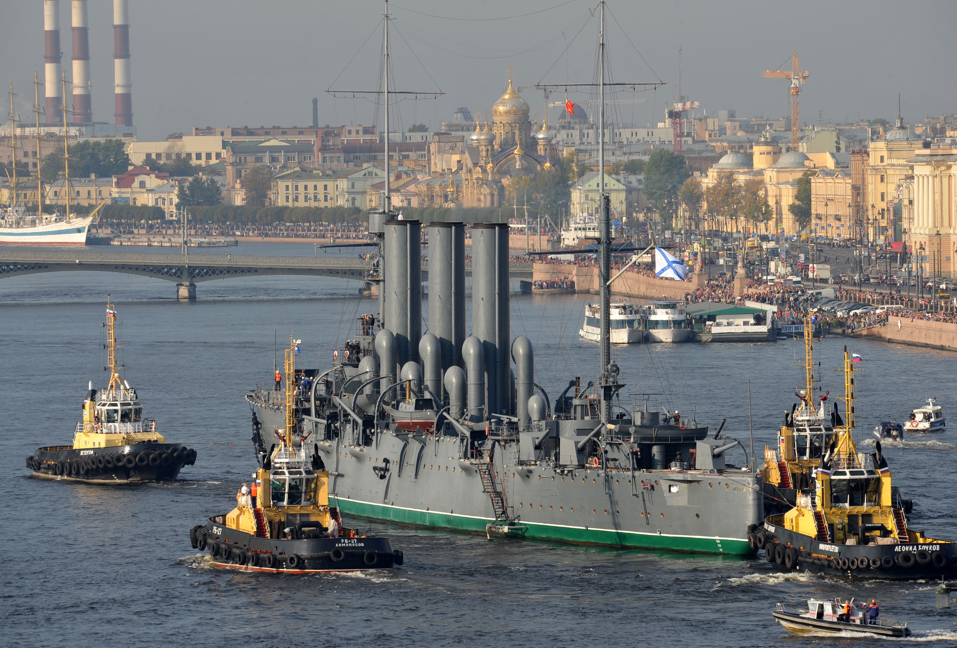 习主席登上的阿芙乐尔号巡洋舰，与中国有何深厚渊源？