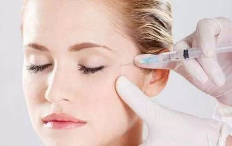 公安提醒哪些证件不能发朋友圈,警方提示不要携带违禁物品告示