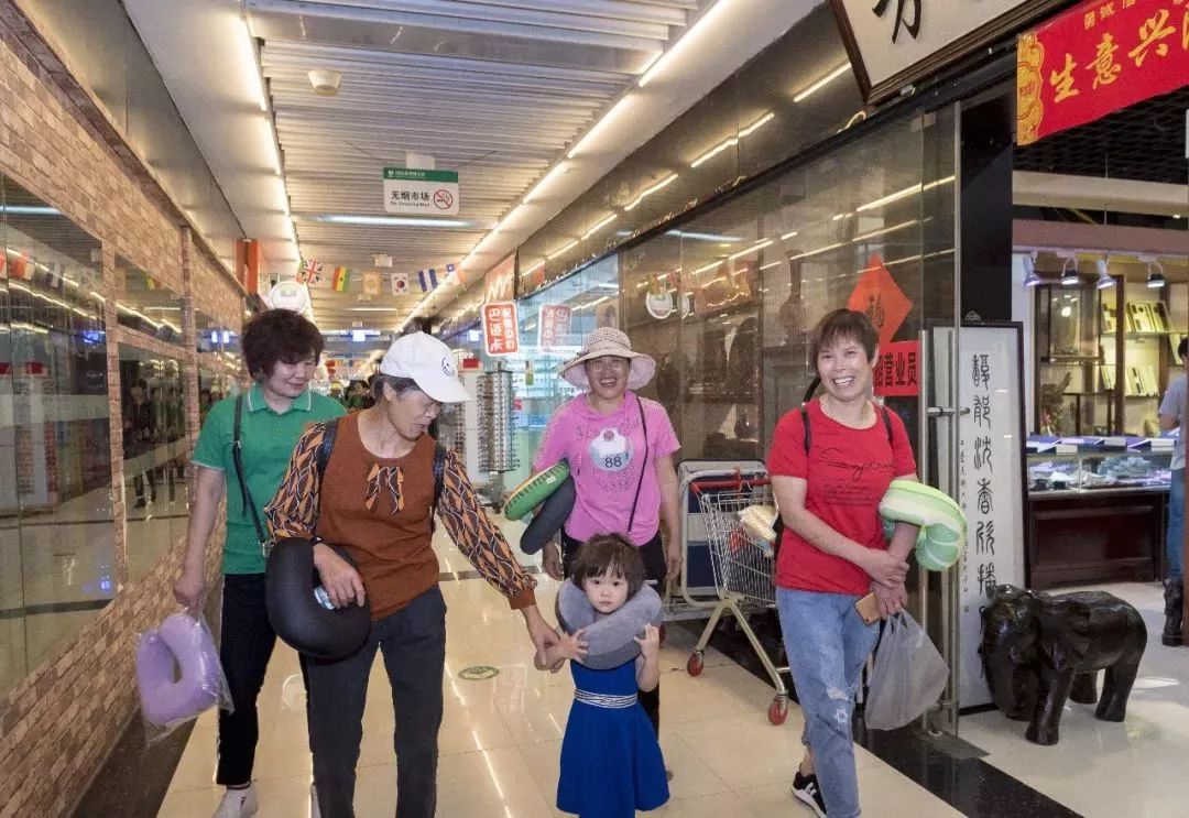 义乌鸡毛换糖小商品,从鸡毛换糖到世界超市