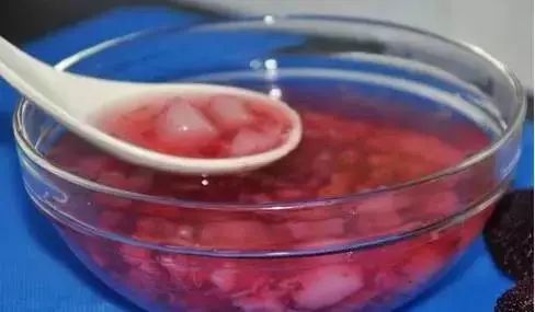 杨梅里面的虫子吃到肚子怎么办,杨梅有虫子怎么吃