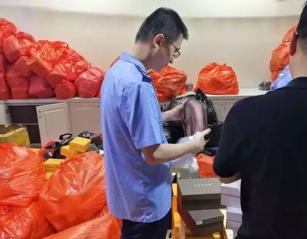 奢侈品代购类骗局揭秘,中国奢侈品代购有多暴利