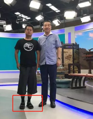 中国老板穿衣搭配冬装,当代老板的穿搭风格