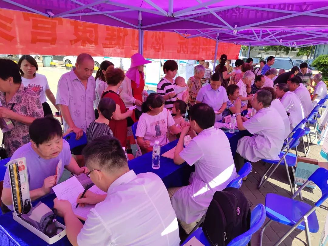 同济医院超强专家团队来襄义诊,义诊活动大咖云集