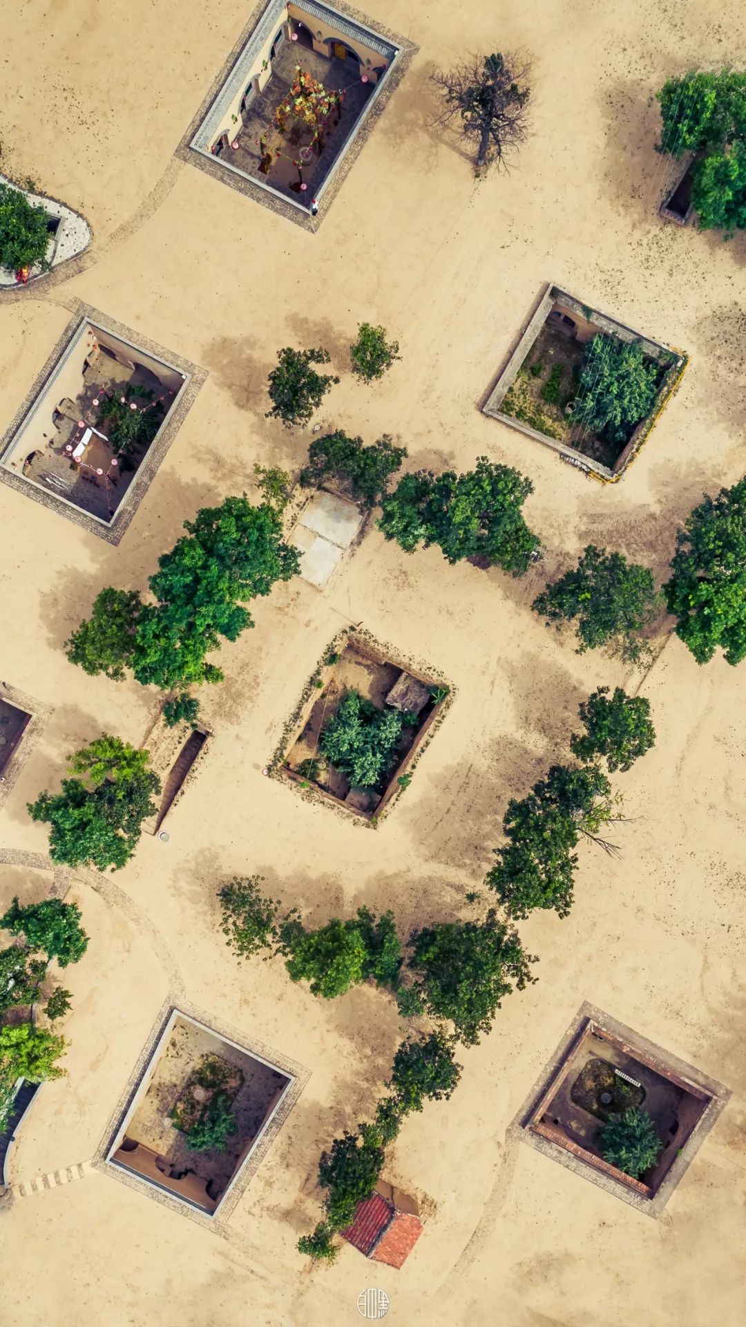 「荐读」朋友圈消失两年，他独自航拍中国，照片惊艳世界