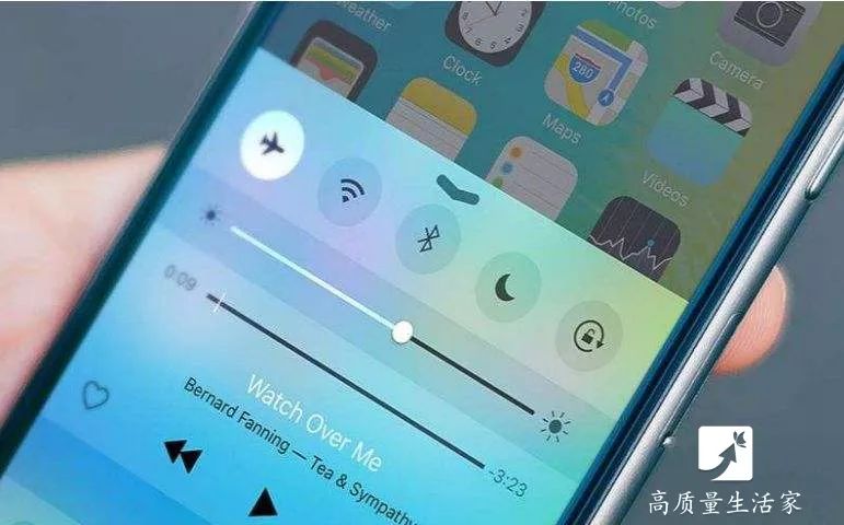 用了这么久的手机才看懂26个键,飞行模式有什么功能