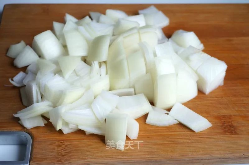 10分钟搞定的懒人焖饭有肉有菜 (懒人焖饭一锅就搞定重点是巨好吃)