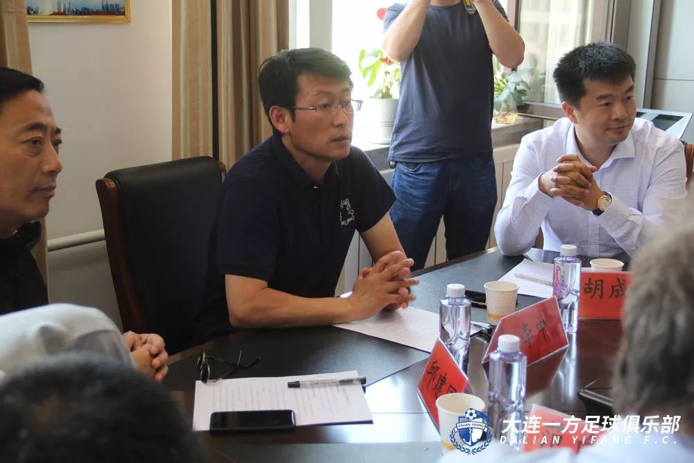 「蓝·青训」专家团完成10所基地校考察城市足球底蕴助力发展