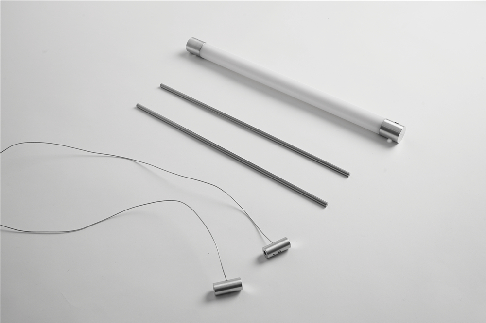 他从“马扎”中获得灵感，设计的灯具从米兰火到杭州……