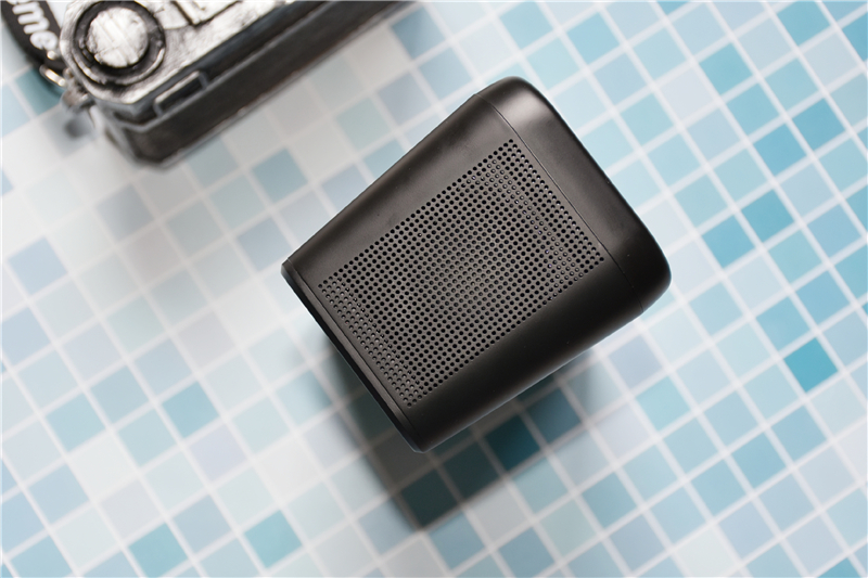 复古蓝牙音箱学生党开箱,手提式蓝牙音箱开箱测评