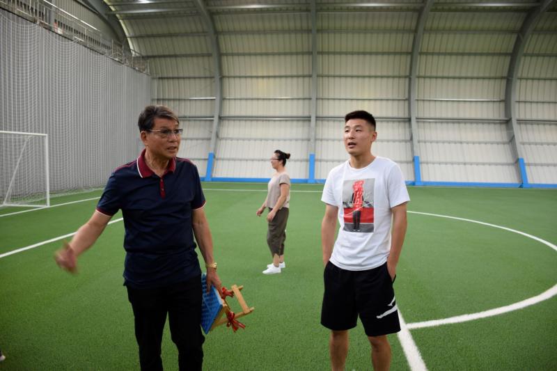 见证根宝十年磨一剑、培育铿锵玫瑰新苗，这家银行为何甘当上海足球的幕后英雄？