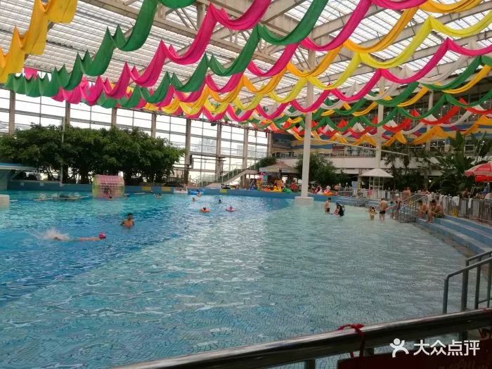 这个夏天必去的十大水上乐园,京城第一浪水上乐园