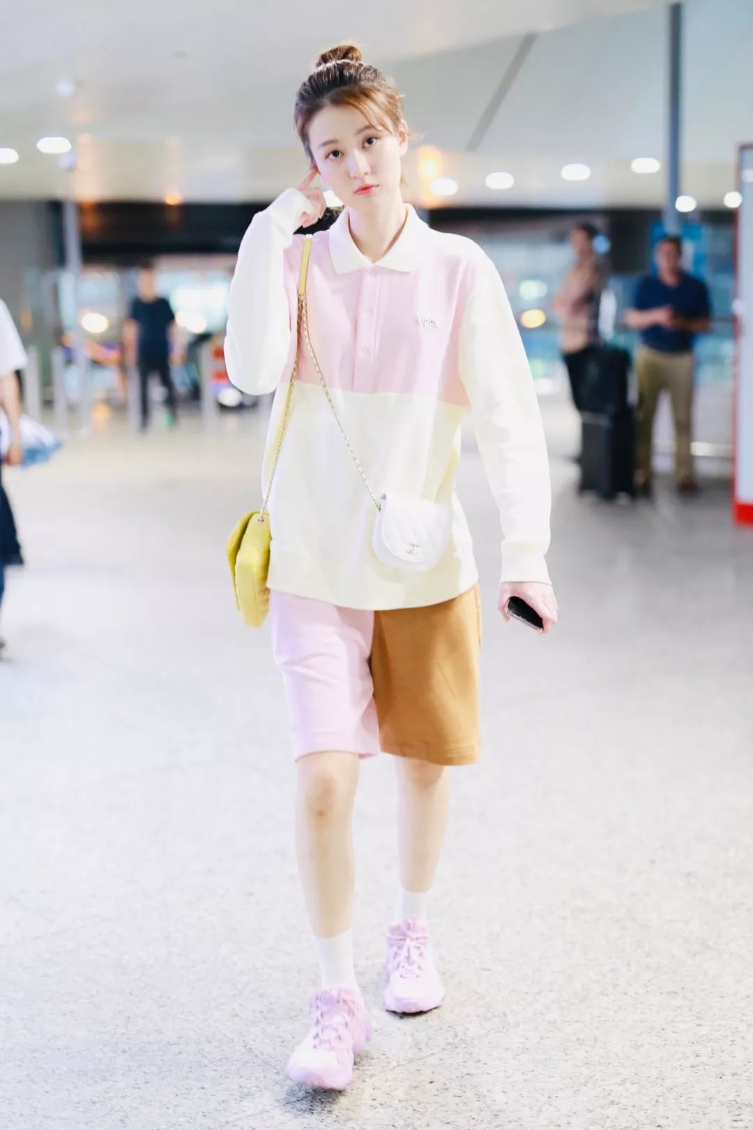 简单高级色系穿搭,冰淇淋色系穿搭