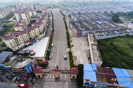 返乡青年创业园区方案,四川富顺晨光皮具产业园