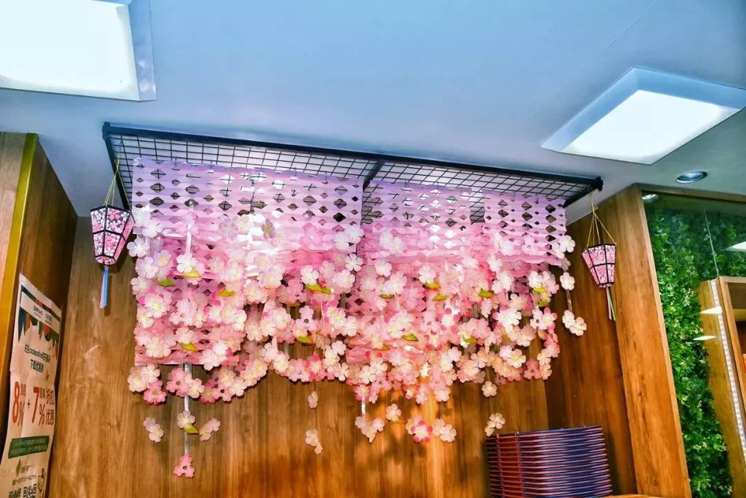 找到源头了！中国游客和代购原来是在这家日本药妆店里扫货到半夜