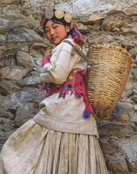 中国哪个地方是一夫娶多妻,鸡鸣三省各县市