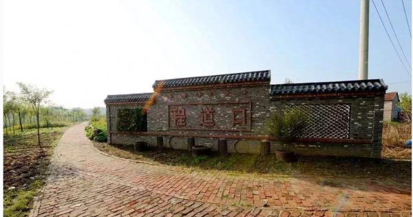 「新时代新作为新篇章」江苏泗阳：七旬老人为530余名烈士树碑立传建陵