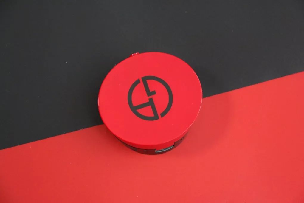 「有钱感」的精髓是什么?比logo更重要的是这些隐藏细节