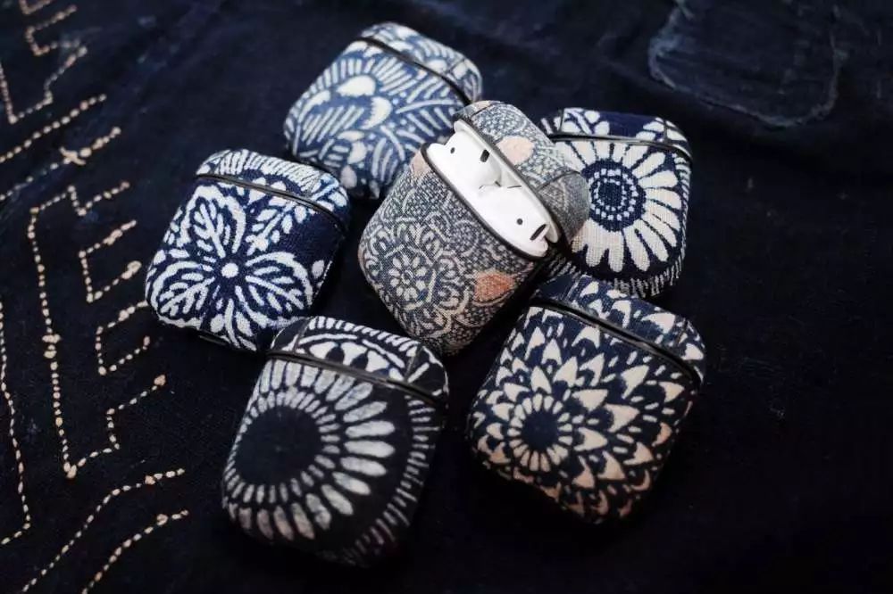 现在的年轻人不换手机换手机壳,当代年轻人不喜欢换手机壳