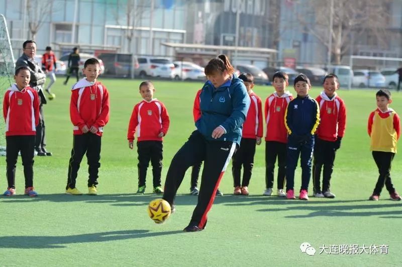 女足张岩足球基地在哪里,张岩前女足