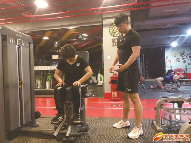 健身热调查系列报道③品质良莠不齐会费千差万别教练资质不一市区健身房到底谁来监管？