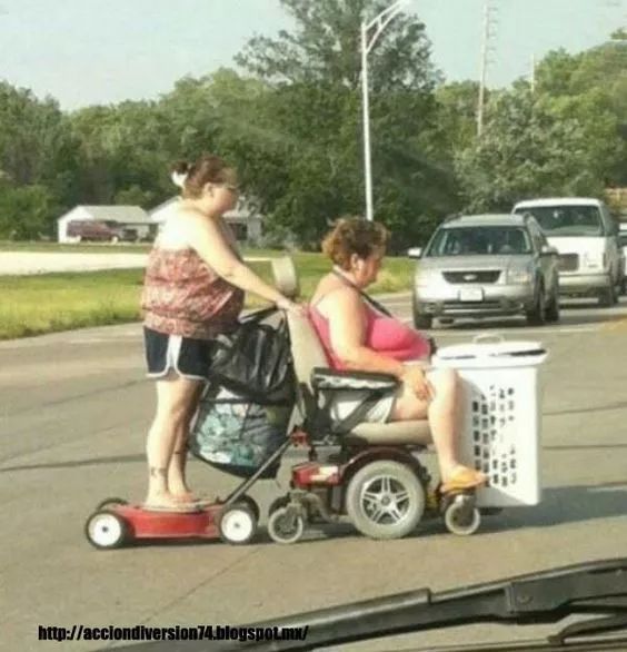 最奇怪搞笑的车,世界上又搞笑又可怕的汽车