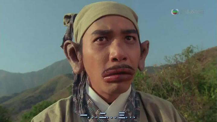 露肉季节快到了身上还是肥嘟嘟的,即使到了露肉的季节也不能松懈