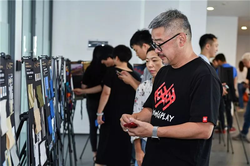 热点|斩获与未来谈时尚的底气！2020/21秋冬中国纺织面料流行趋势提案会专业来袭