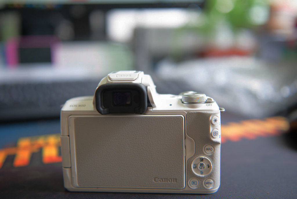 500元购买佳能m50,网购100元电脑开箱