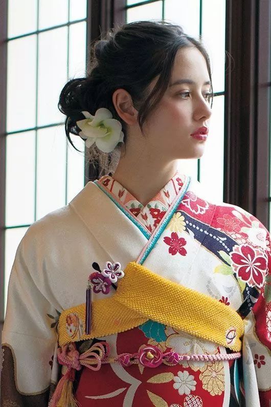 世界第一翘臀遭日本“封杀”,创立“和服内衣”:这是文化*辱侮**