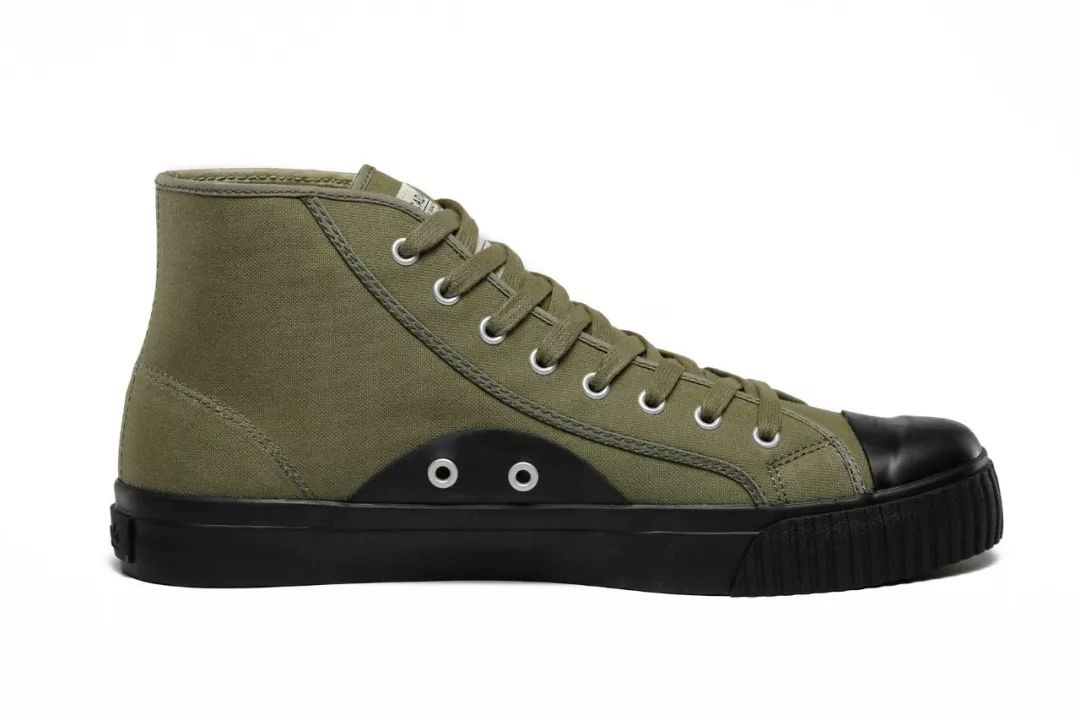 现在的女生找对象不按自身条件找,女孩找对象都看颜值