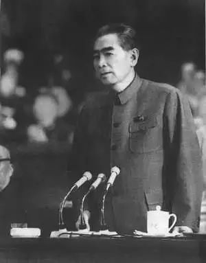 百年之后，并蒂莲开；想你时，有花的味道……